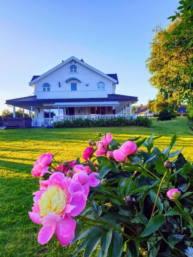 Beach Front Villa In Tonsberg Norway Only July 20-25 Экстерьер фото