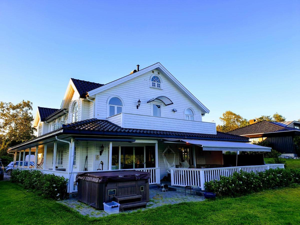 Beach Front Villa In Tonsberg Norway Only July 20-25 Экстерьер фото
